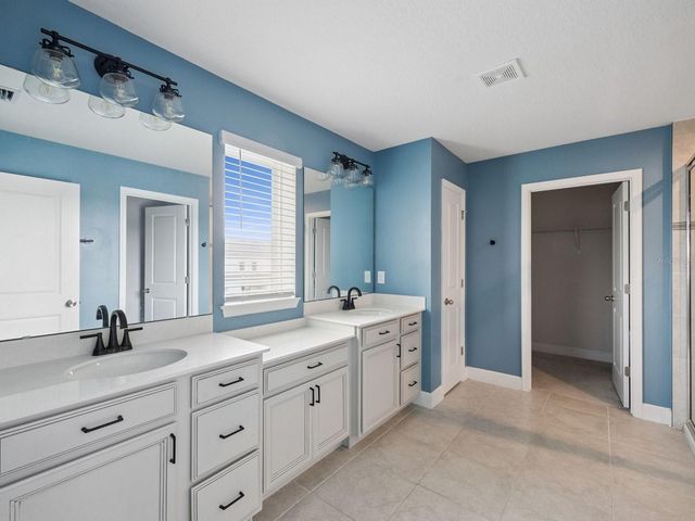 137 LAVENNA AVENUE, St Cloud, FL 34771