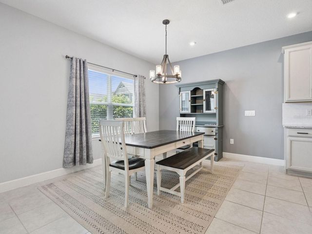 137 LAVENNA AVENUE, St Cloud, FL 34771