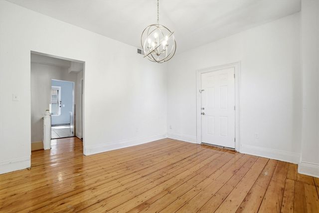 3 Laurel St, Boston, MA 02119