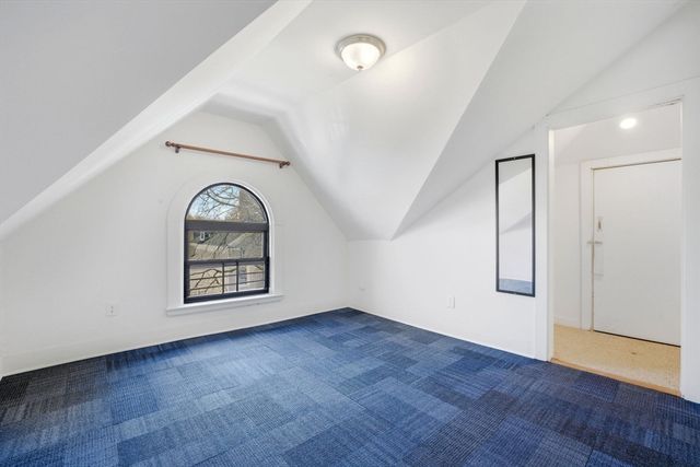 3 Laurel St, Boston, MA 02119