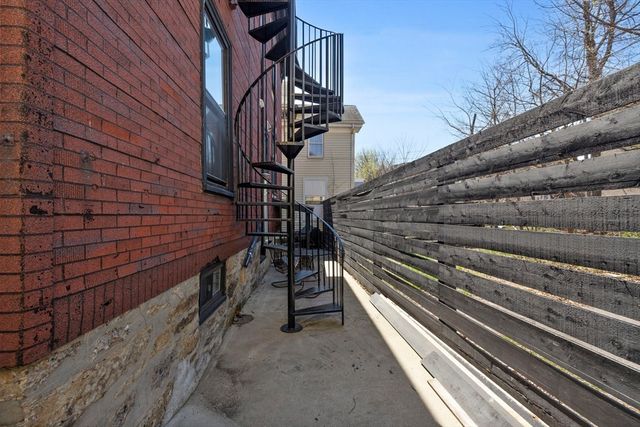 3 Laurel St, Boston, MA 02119