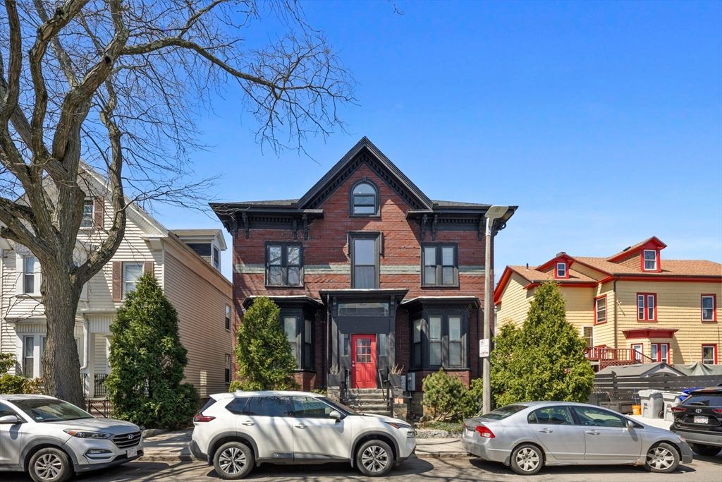3 Laurel St, Boston, MA 02119
