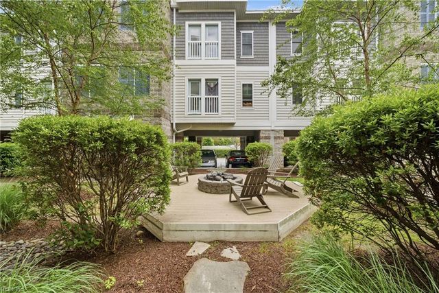 7922 Shore Dr Apt 219, Norfolk, VA 23518
