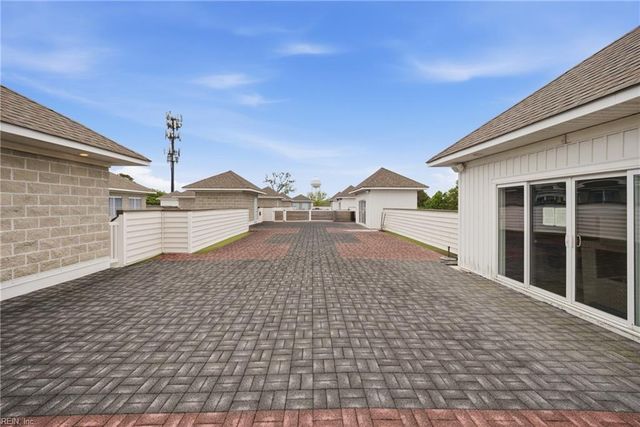 7922 Shore Dr Apt 219, Norfolk, VA 23518