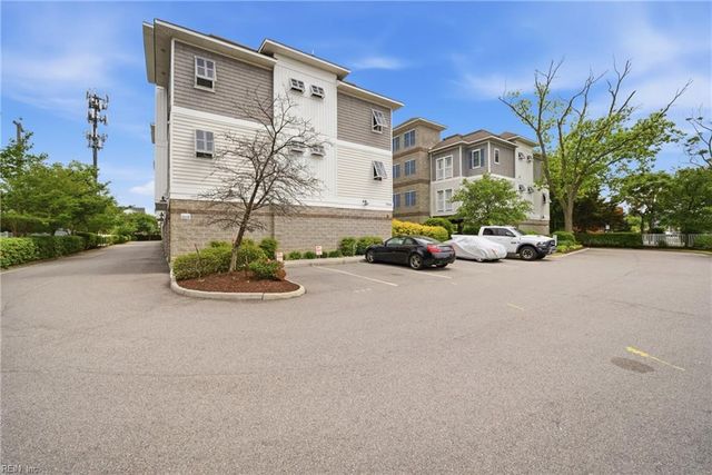 7922 Shore Dr Apt 219, Norfolk, VA 23518