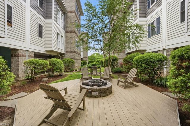 7922 Shore Dr Apt 219, Norfolk, VA 23518