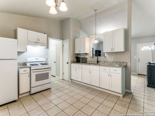 12236 EL SANTO WAY, San Antonio, TX 78233