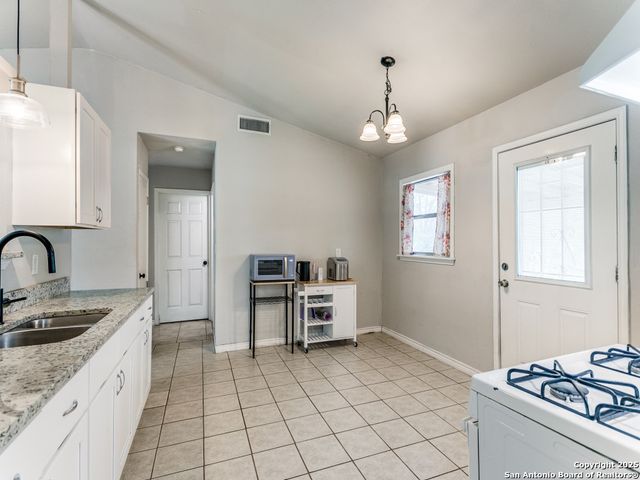 12236 EL SANTO WAY, San Antonio, TX 78233