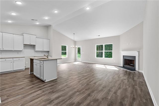 495 Charleston Place, Villa Rica, GA 30180