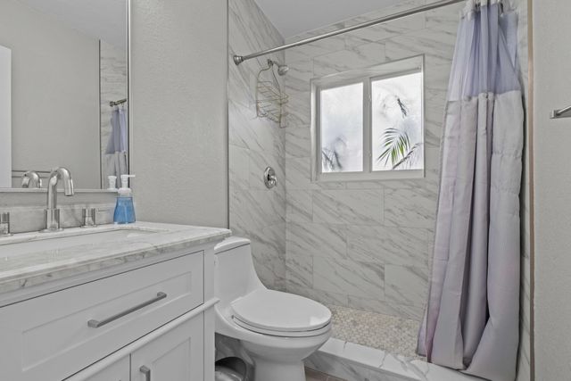 1007 NE 9th Court, Pompano Beach, FL 33060