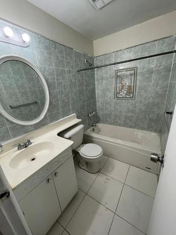 5844 Blueberry Court Unit 68, Lauderhill, FL 33313