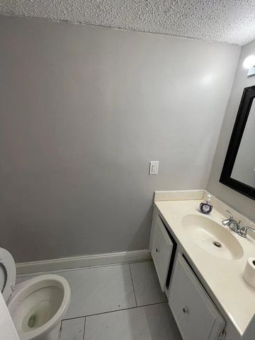 5844 Blueberry Court Unit 68, Lauderhill, FL 33313