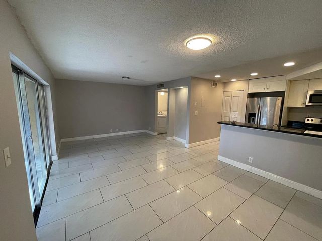 5844 Blueberry Court Unit 68, Lauderhill, FL 33313