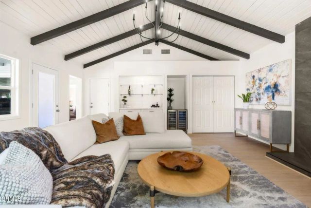 585 Wendy, Newbury Park, CA 91320