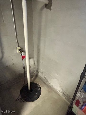 1056 Orlo Drive NW, Warren, OH 44485