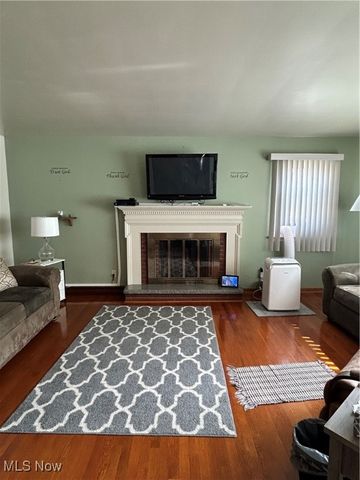 1056 Orlo Drive NW, Warren, OH 44485