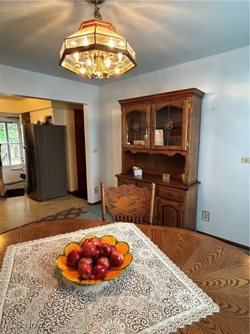 1056 Orlo Drive NW, Warren, OH 44485