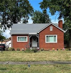 1056 Orlo Drive NW, Warren, OH 44485