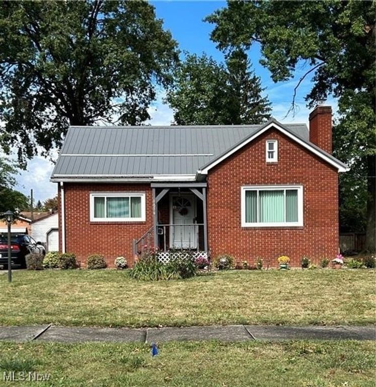 1056 Orlo Drive NW, Warren, OH 44485