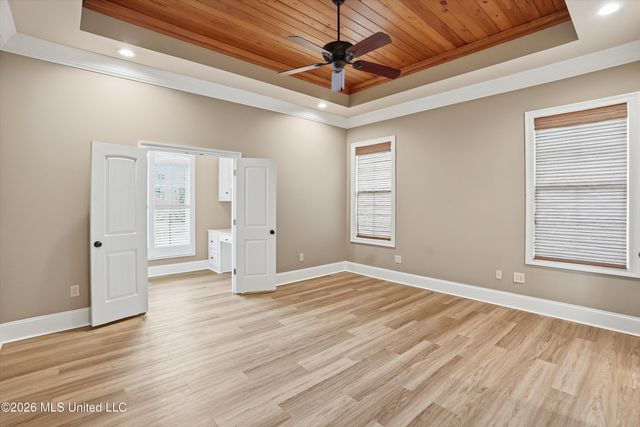 317 Gladeview Place, Brandon, MS 39047