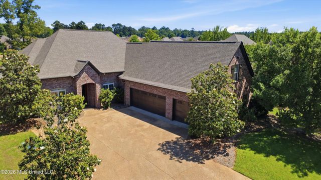 317 Gladeview Place, Brandon, MS 39047