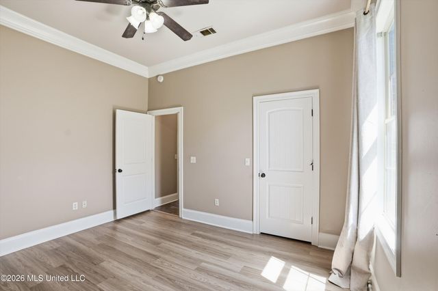 317 Gladeview Place, Brandon, MS 39047