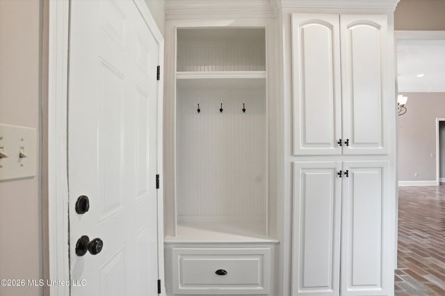317 Gladeview Place, Brandon, MS 39047
