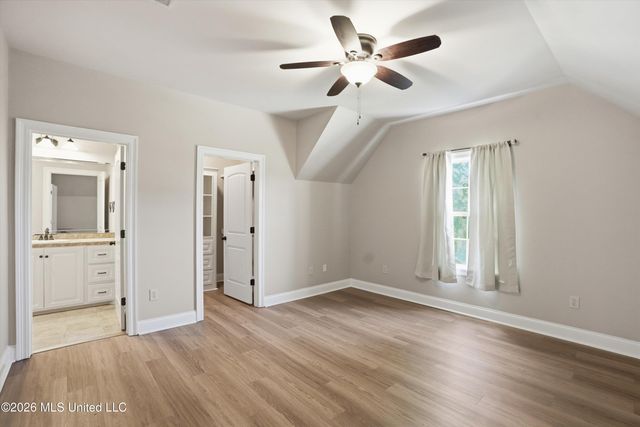 317 Gladeview Place, Brandon, MS 39047