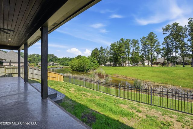 317 Gladeview Place, Brandon, MS 39047