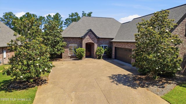 317 Gladeview Place, Brandon, MS 39047