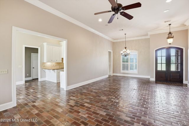 317 Gladeview Place, Brandon, MS 39047