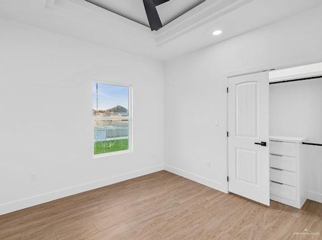 5916 N Gira Del Sol Street, Edinburg, TX 78542