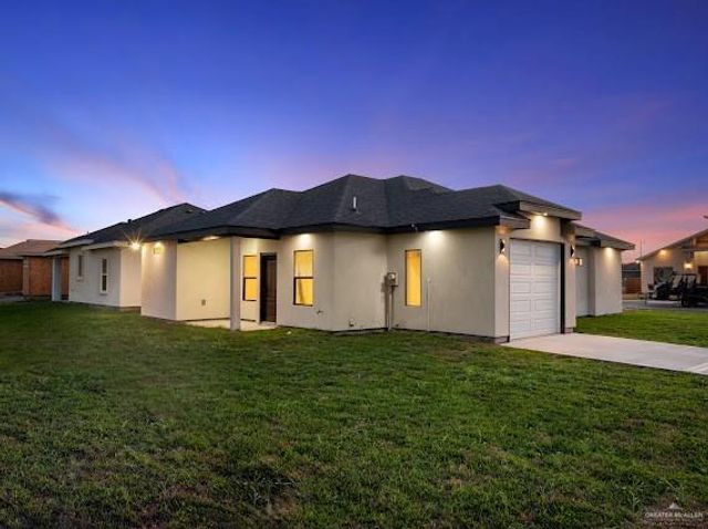 5916 N Gira Del Sol Street, Edinburg, TX 78542