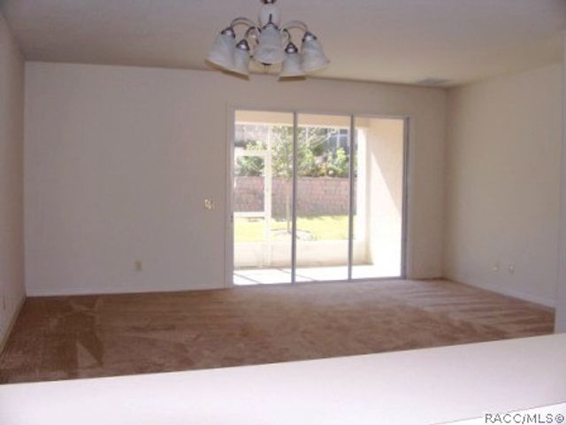 1586 W Spring Meadow Loop, Lecanto, FL 34461