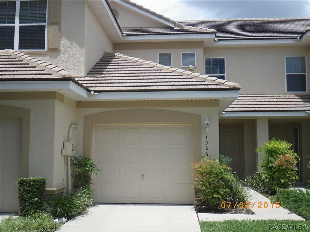 1586 W Spring Meadow Loop, Lecanto, FL 34461
