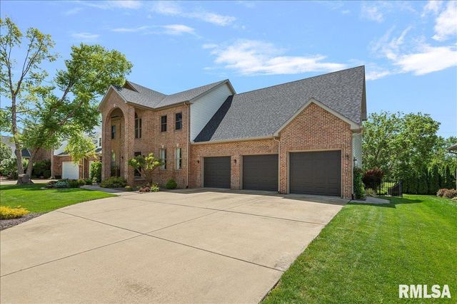 1104 Jemi Lane, Chatham, IL 62629