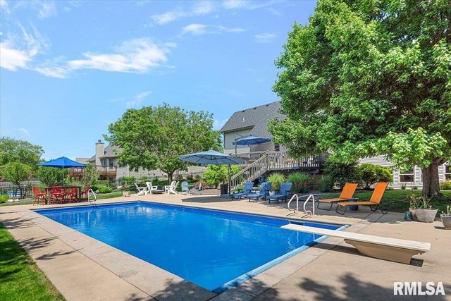 1104 Jemi Lane, Chatham, IL 62629