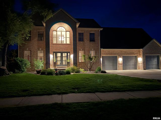 1104 Jemi Lane, Chatham, IL 62629