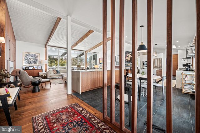 1424 FLAT ROCK RD, Penn Valley, PA 19072