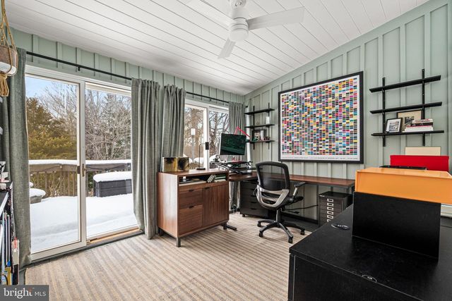 1424 FLAT ROCK RD, Penn Valley, PA 19072