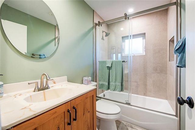 1364 Windswept AVE, Naples, FL 34109