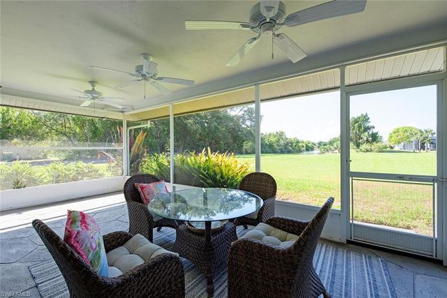 1364 Windswept AVE, Naples, FL 34109