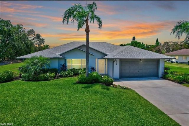 1364 Windswept AVE, Naples, FL 34109