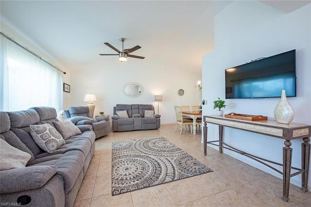 1364 Windswept AVE, Naples, FL 34109