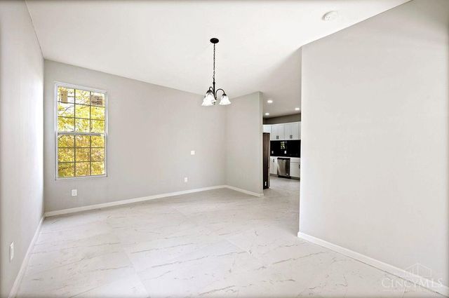 3565 Harvey Avenue, Cincinnati, OH 45229