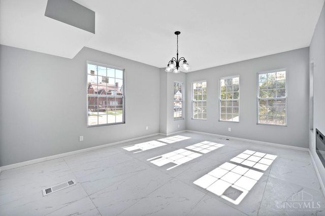 3565 Harvey Avenue, Cincinnati, OH 45229