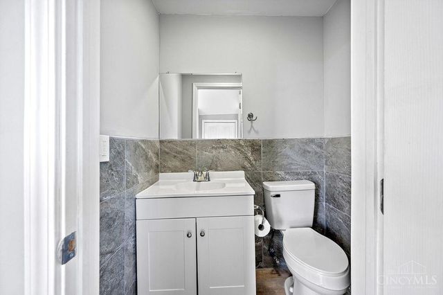 3565 Harvey Avenue, Cincinnati, OH 45229