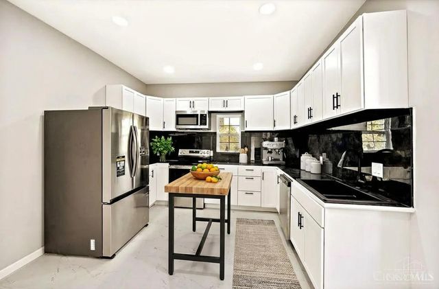 3565 Harvey Avenue, Cincinnati, OH 45229