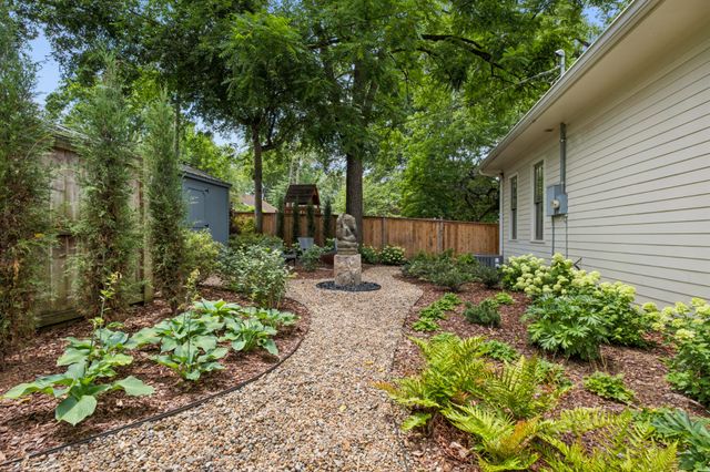 3815 Central Ave, Nashville, TN 37205