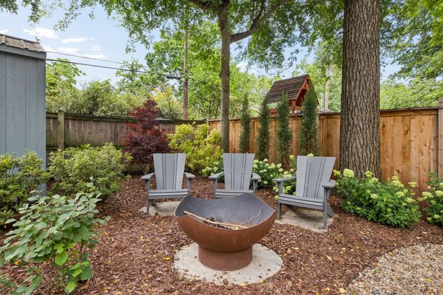 3815 Central Ave, Nashville, TN 37205